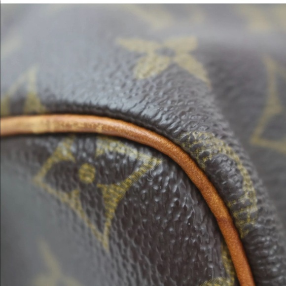 Authentic Louis Vuitton Speedy 30 Monogram Bag - Picture 9 of 10